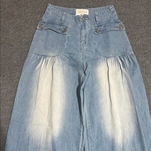 Vveret Light Blue Flare Jeans